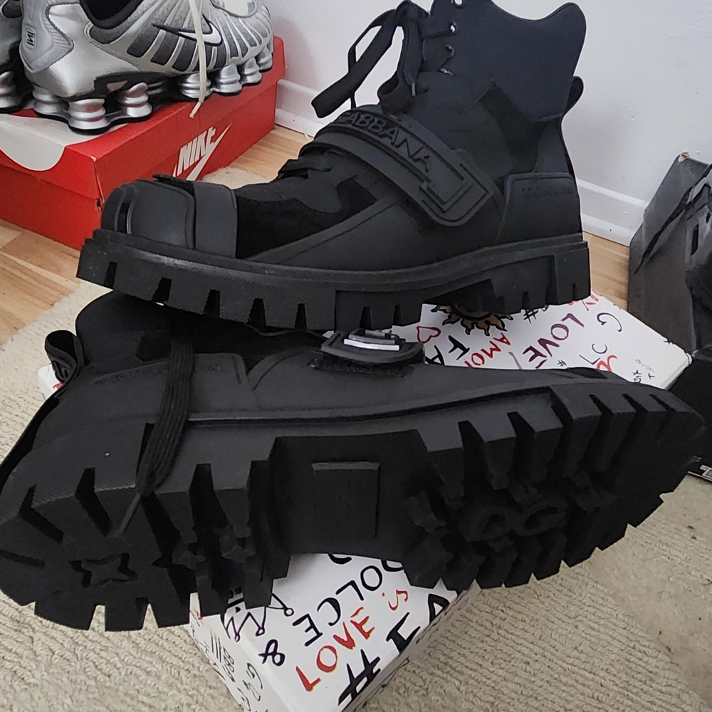 Dolce & Gabbana Men's Black Boots